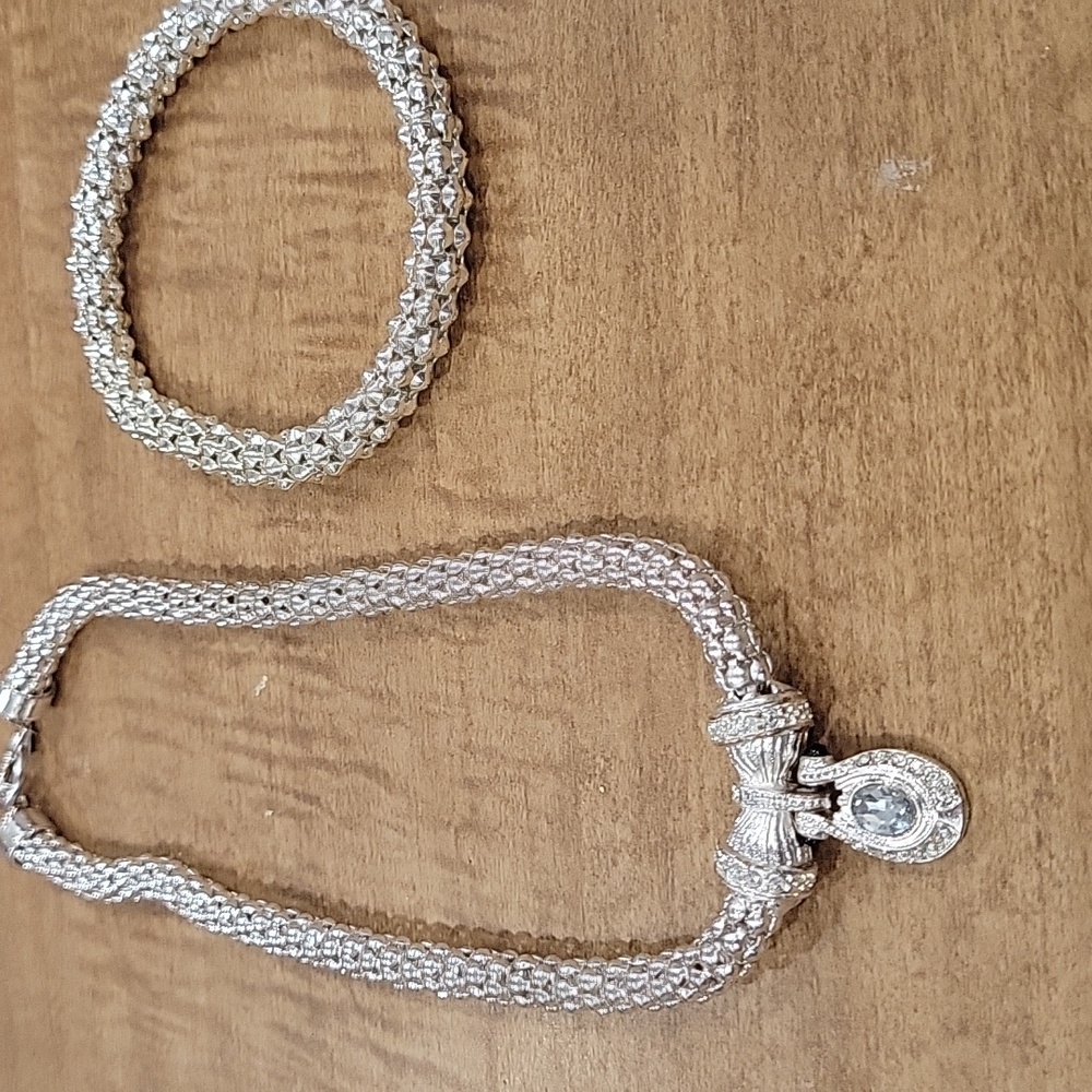 Necklace and Bracelet Set